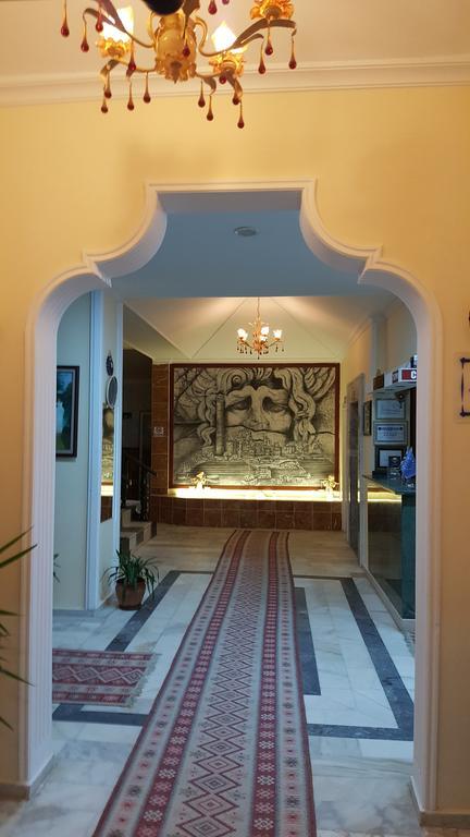 Hotel First Class Didim Exterior photo
